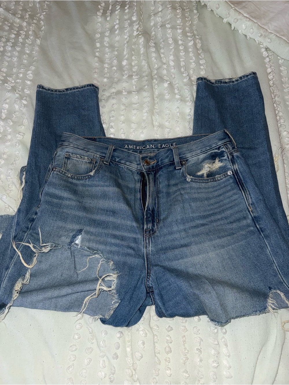 American Eagle Outfitters High-Rise Distressed Blue Jeans